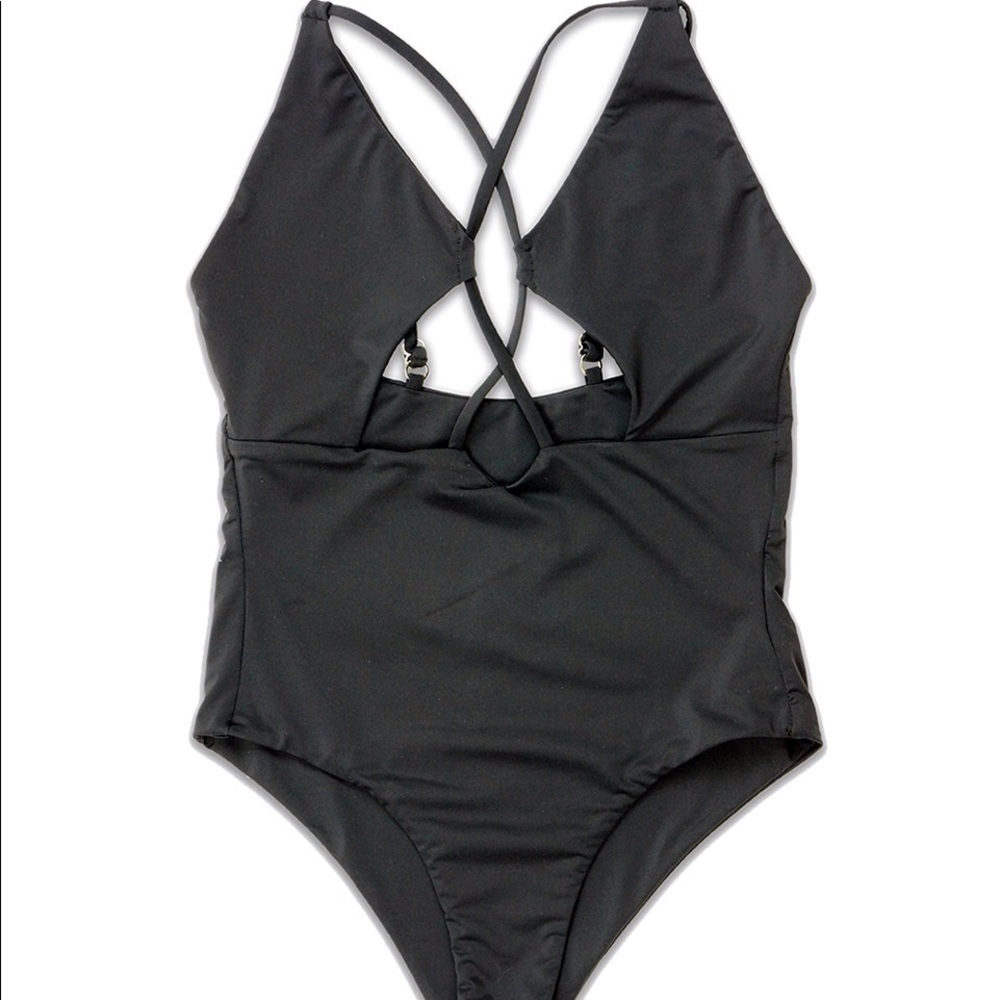 Lola One Piece